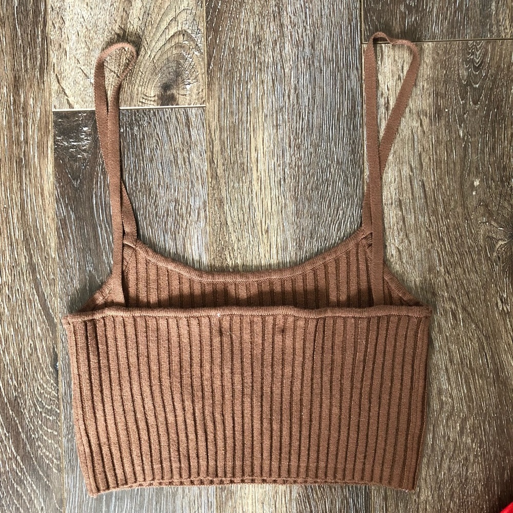 437 Cropped tank top